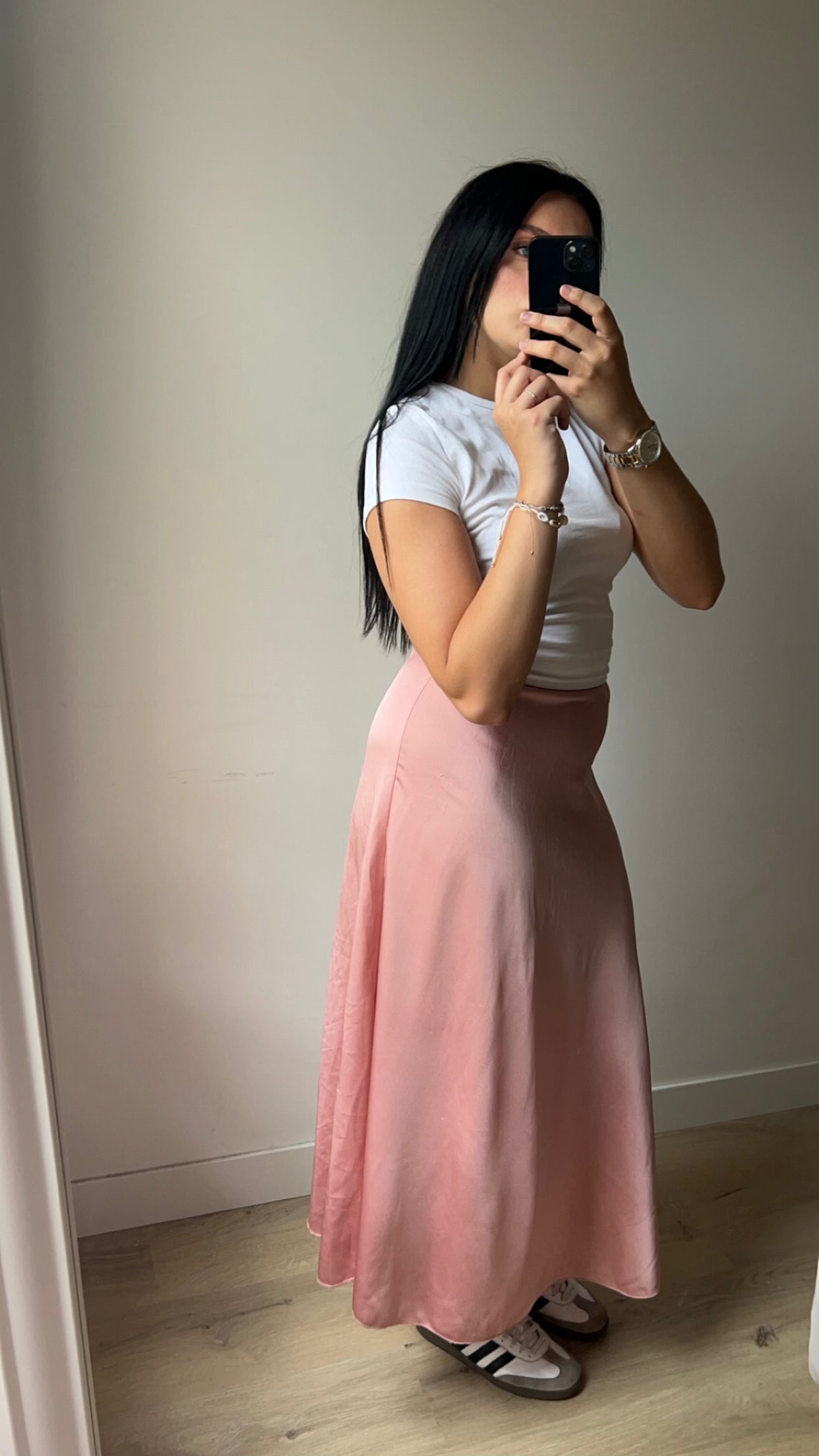 Jupe satinée rose
